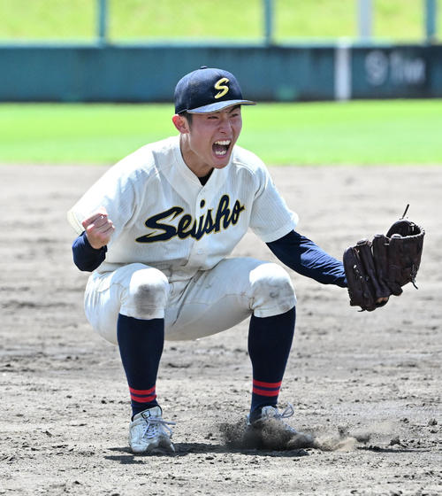 高校野球】8回裏劇的逆転で京都成章が初戦突破 8年ぶり夏の甲子園