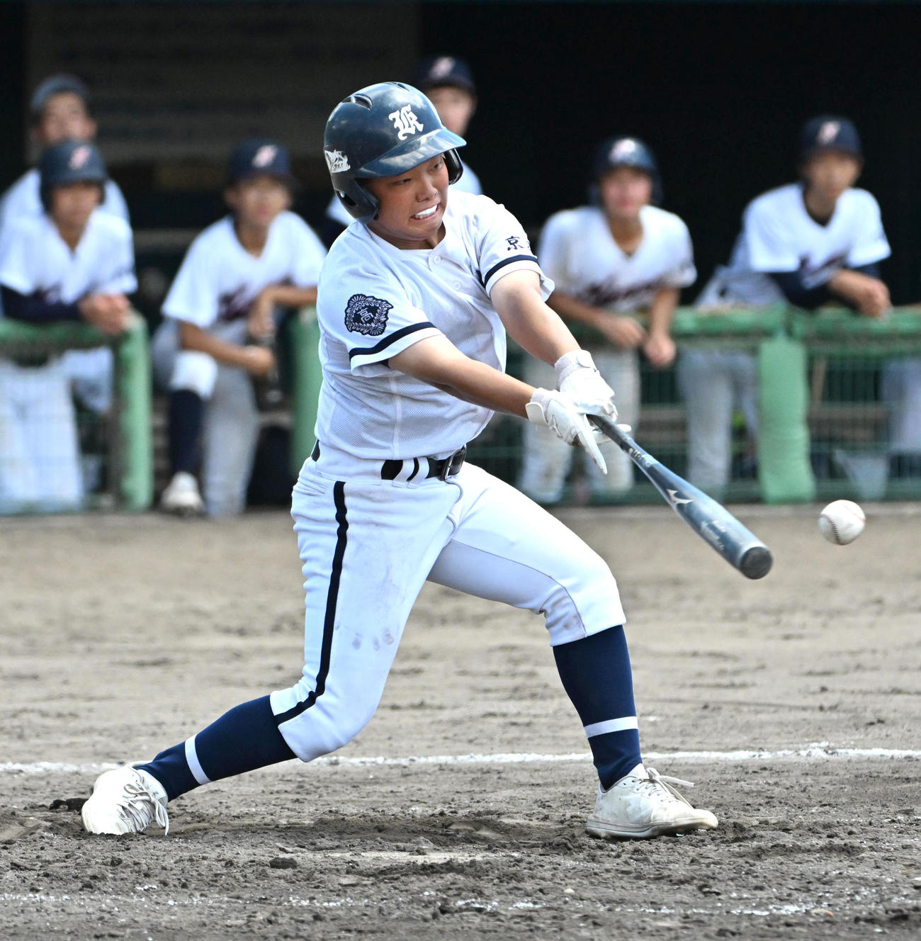 南陽対木津　2回裏木津2死二、三塁、森垣天仁は左適時打を放つ（撮影・石井愛子）