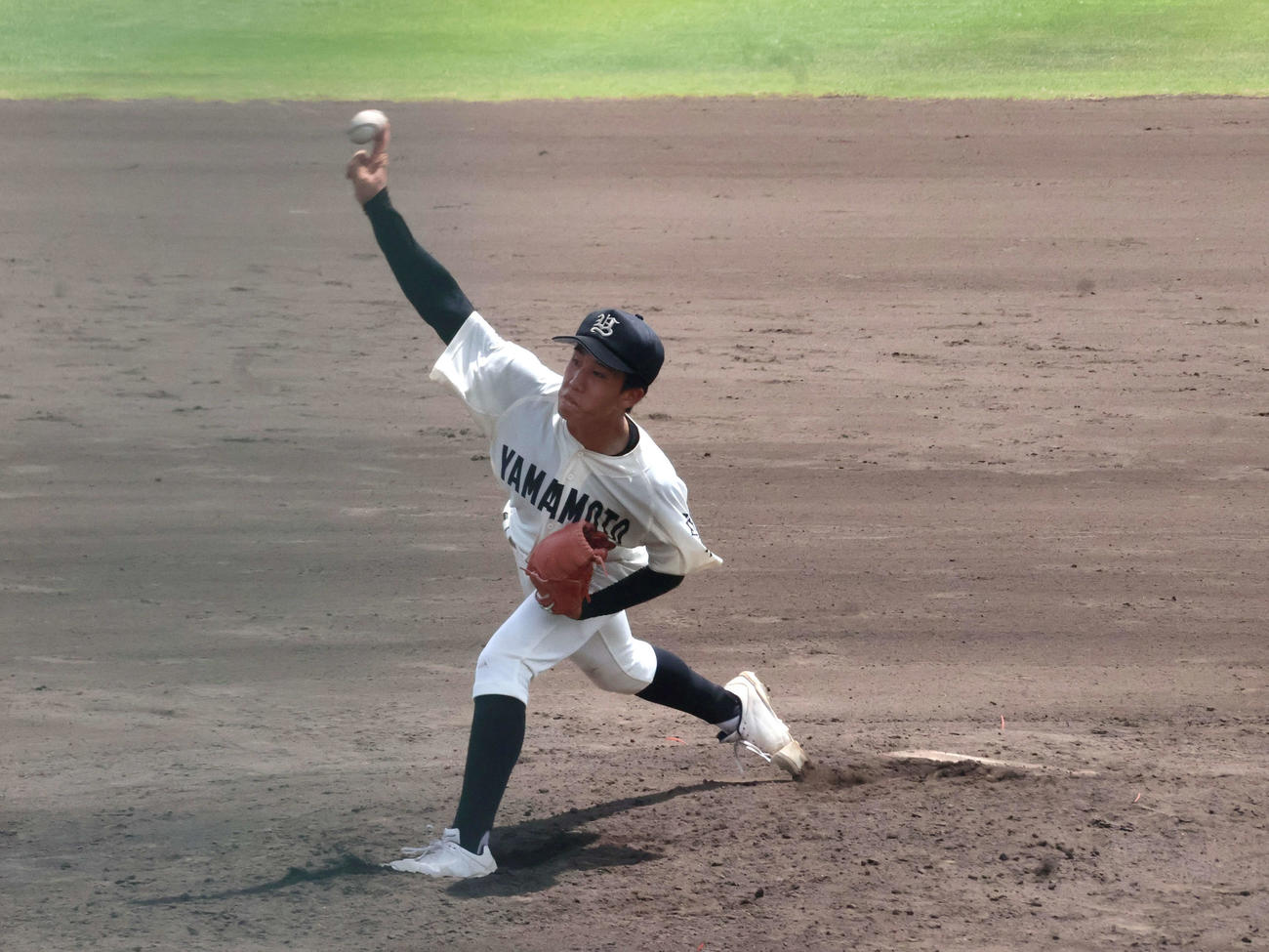 山本対貝塚　山本・梅本陽向がマウンドへ（撮影・溝淵千夏）2025年7月11日