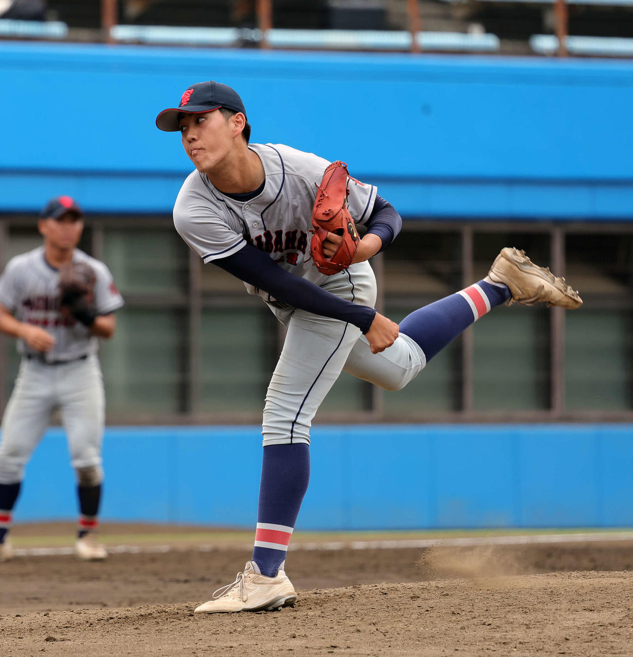 県川崎対立花学園　3番手として登板した須田（撮影・山本朝陽）