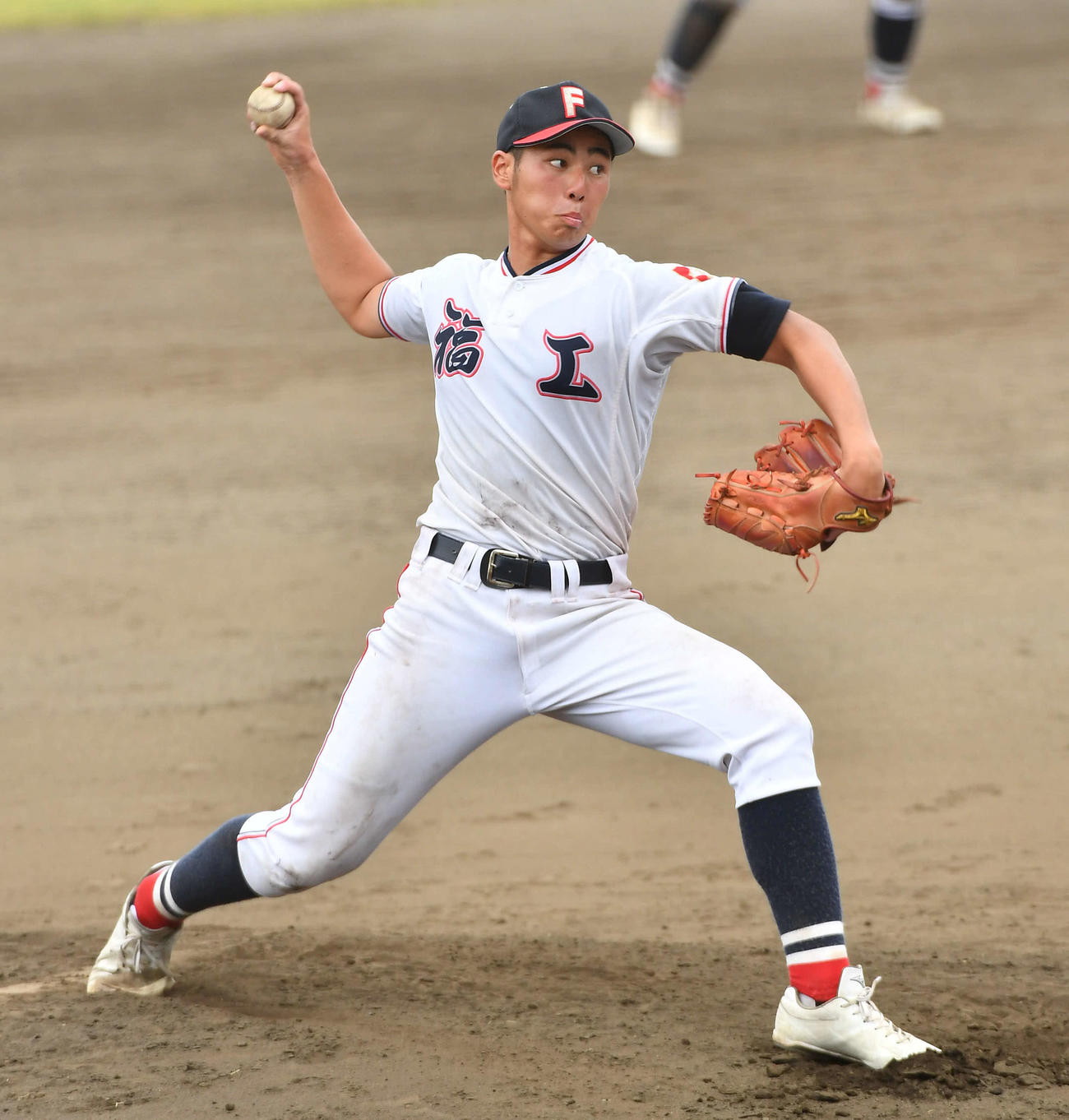 福岡工対三井　7回裏から登板した、福岡工2番手の松岡（撮影・岩下翔太）