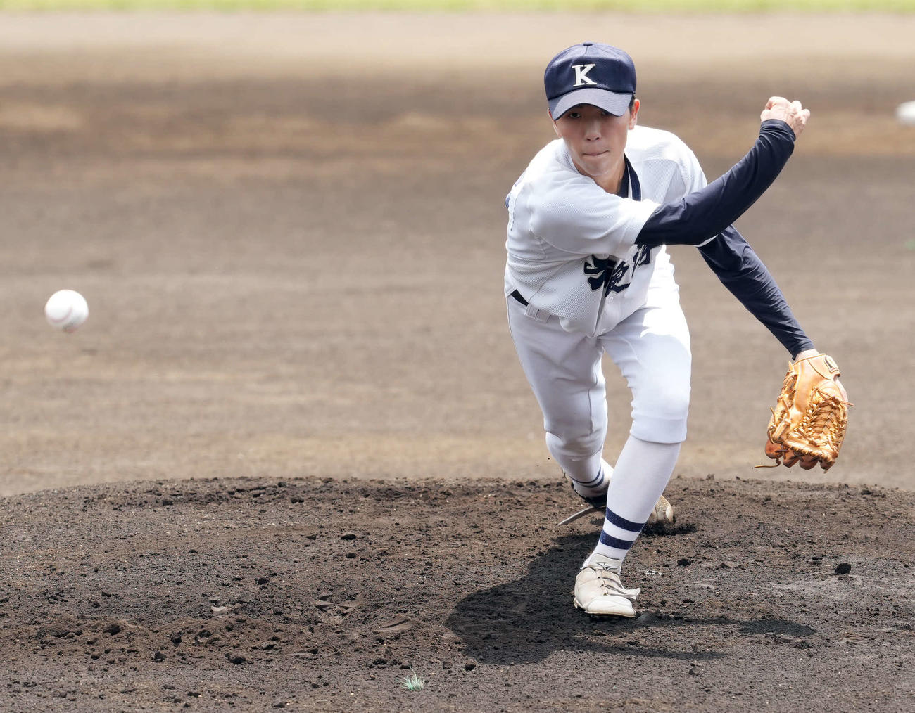 八千代松陰対木更津　力投する木更津の先発風穴（撮影・たえ見朱実）