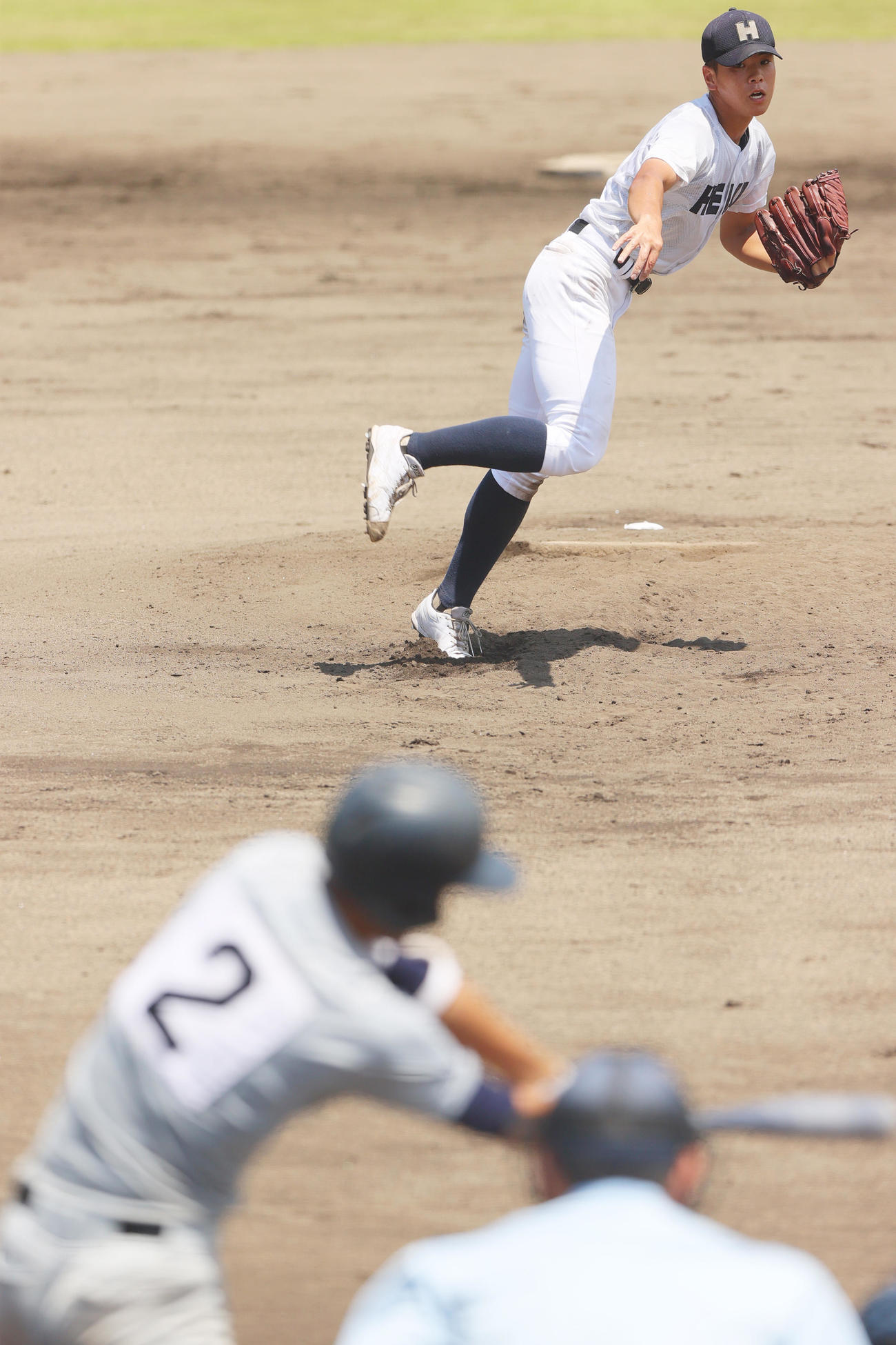京産大付対龍谷大平安　7回表に登板する龍谷大平安の鏡悠斗（撮影・上山淳一）