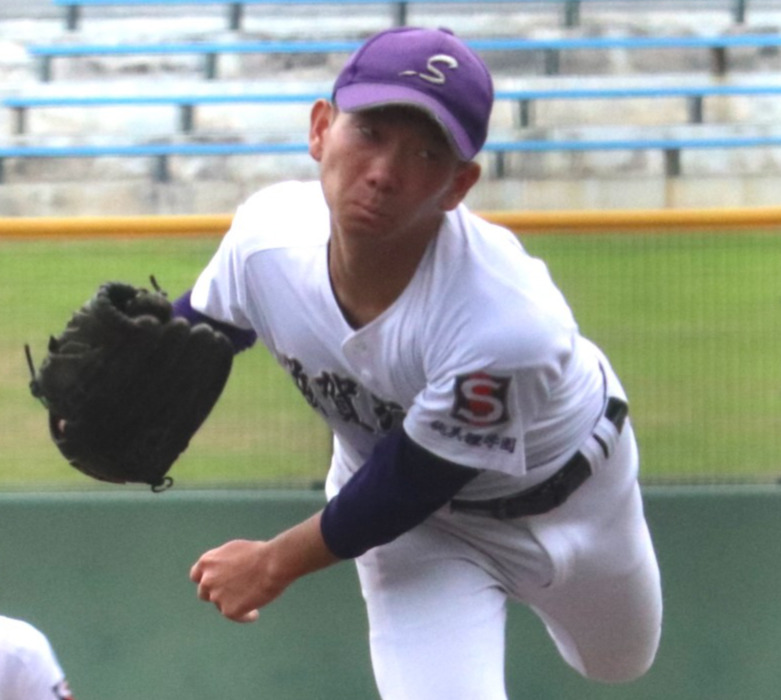 滋賀大会2回戦　玉川対滋賀短大付　先発した、滋賀短大付の桜本（撮影・中島麗）