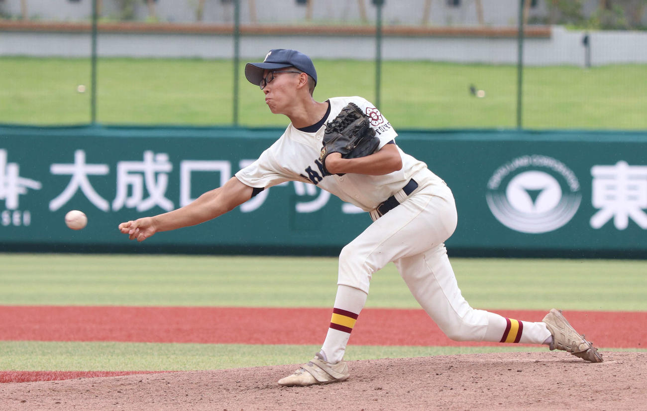 上水対田無　田無先発の曽山勇貴（撮影・泉光太郎）