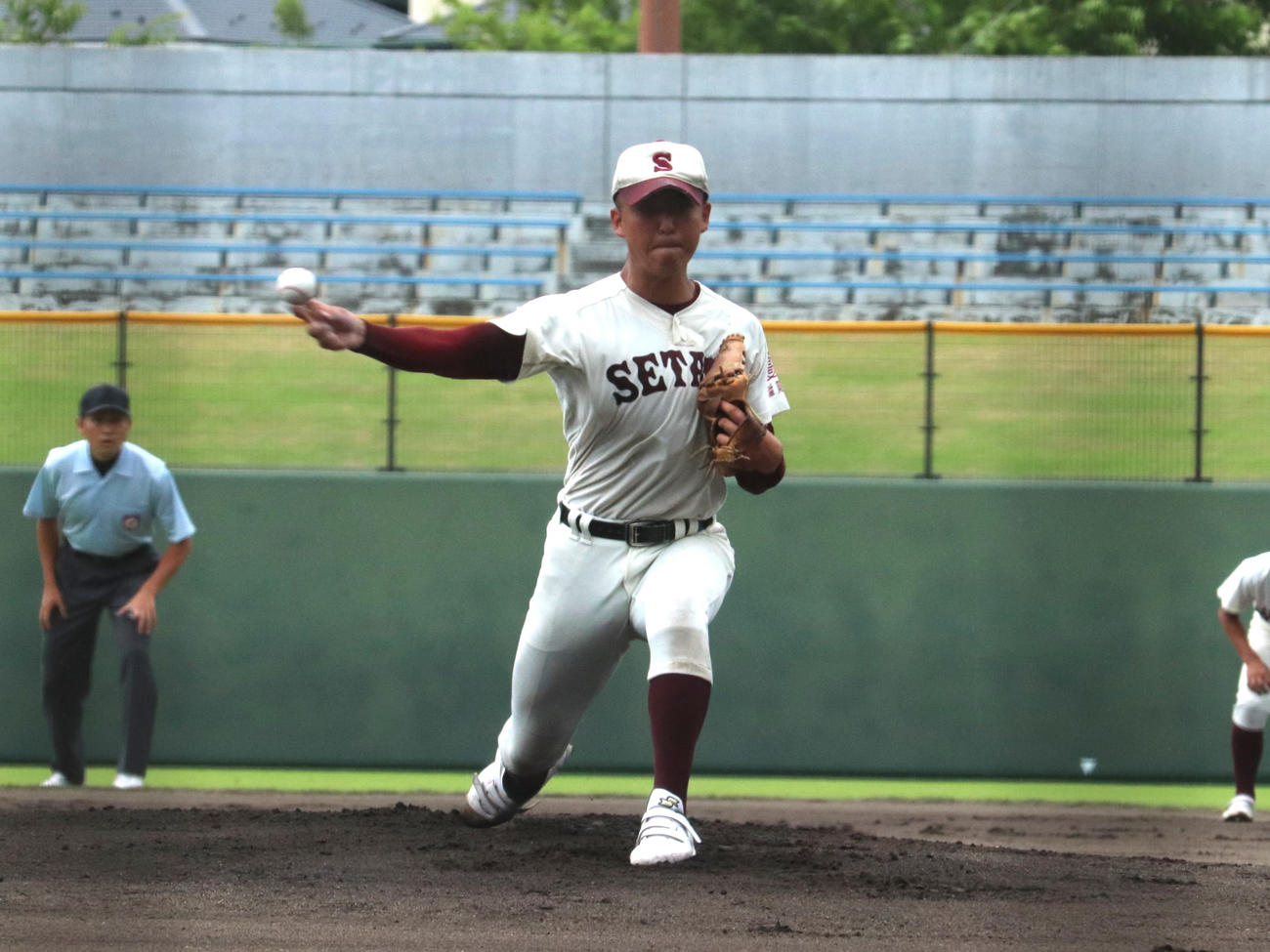 滋賀大会2回戦　伊香対瀬田工　先発した、瀬田工の岡本（撮影・中島麗）