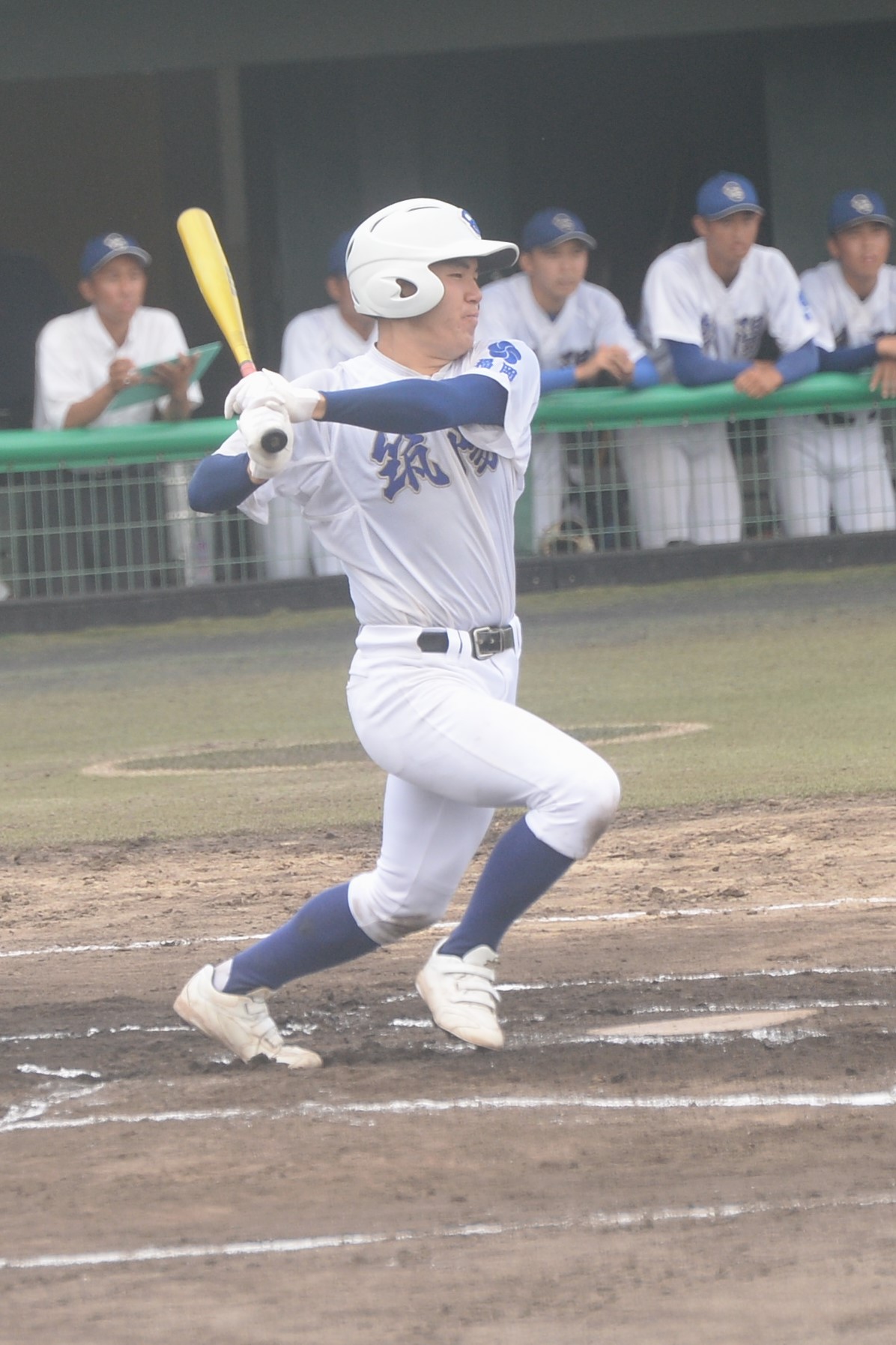 博多対筑陽学園　6回裏筑陽学園1死二塁から右前適時打を放つ池上（撮影・佐藤究）