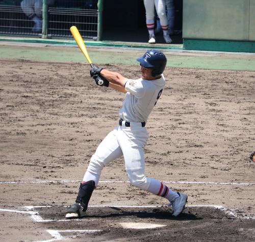 高校野球】東洋大姫路0－4から逆転勝ち 木下好救援＆打線が14安打7