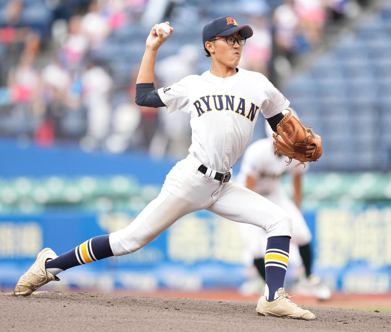 流山南対専大松戸　先発し力投する流山南・加藤壱（撮影・鈴木みどり）