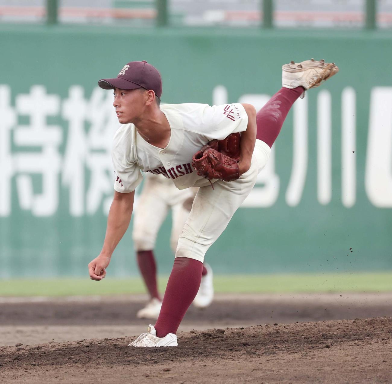 北見北斗対旭川志峯　力投する旭川志峯先発の河合（撮影・黒川智章）