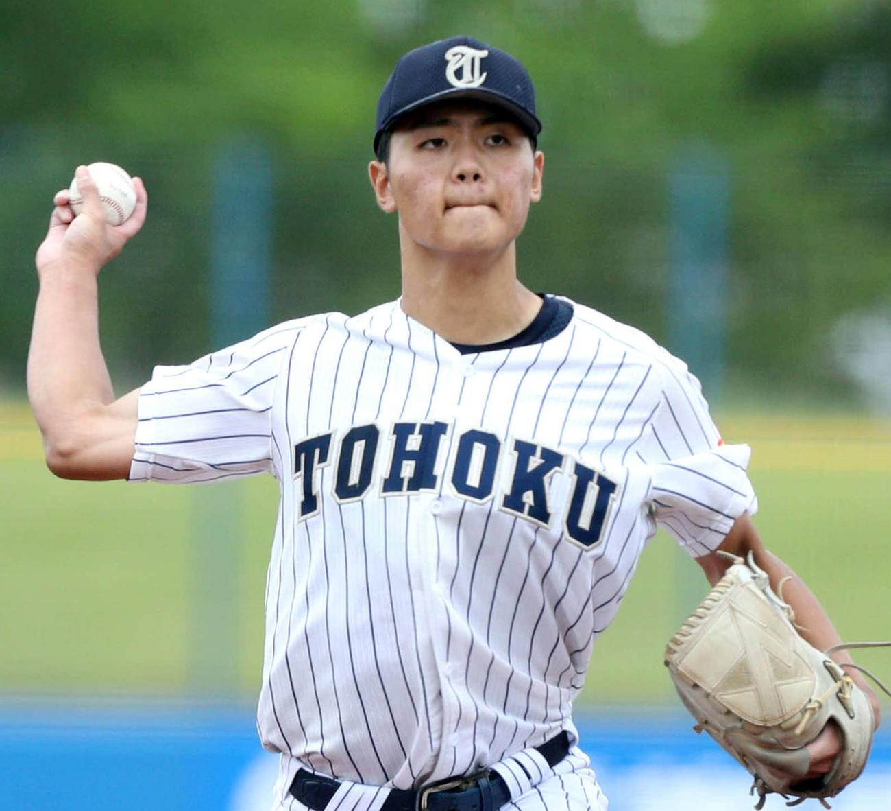 仙台二対東北　先発の東北・川原（撮影・木村有優）