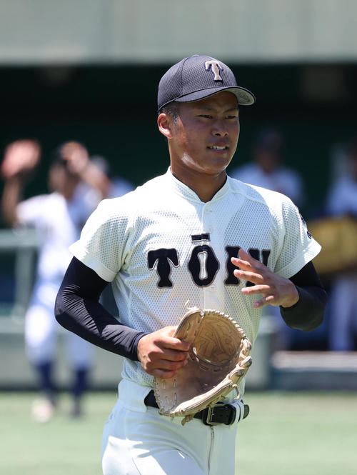 高校野球】大阪桐蔭「背番号1」中野大虎3回2安打5奪三振 プロ9