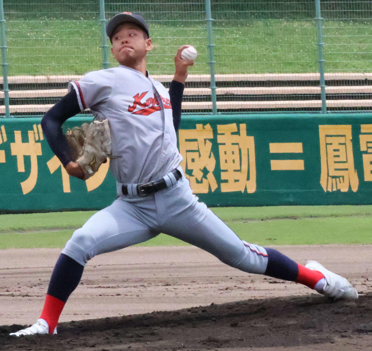 京都共栄学園対京都国際　先発した京都国際・西村一毅（撮影・大西真生）