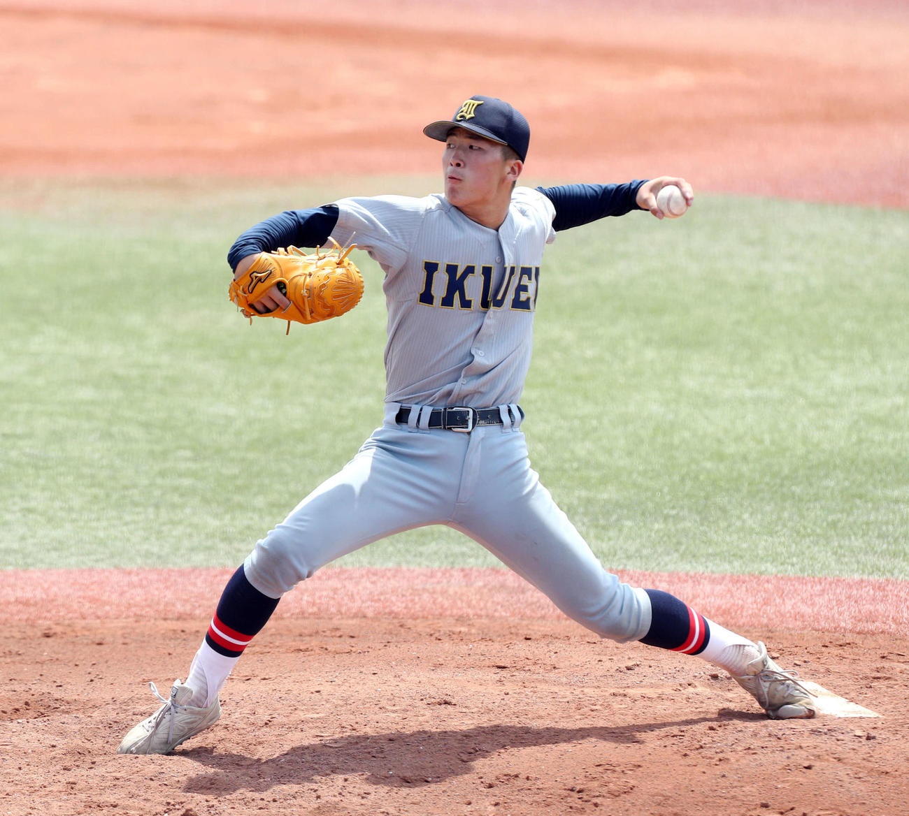 仙台育英対柴田　2番手で登板した仙台育英・吉川（撮影・木村有優）