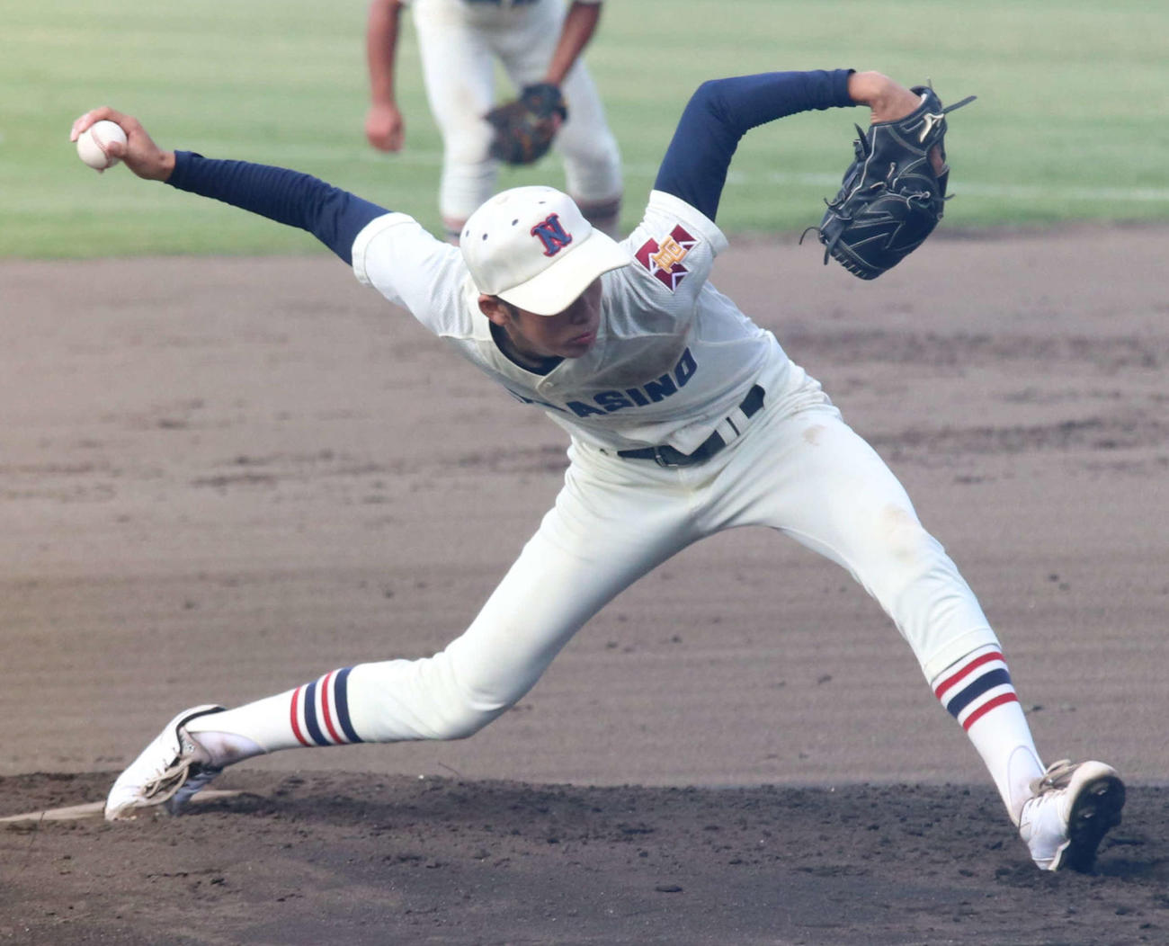 銚子商対習志野　先発し力投する習志野・中原（撮影・北村健龍）