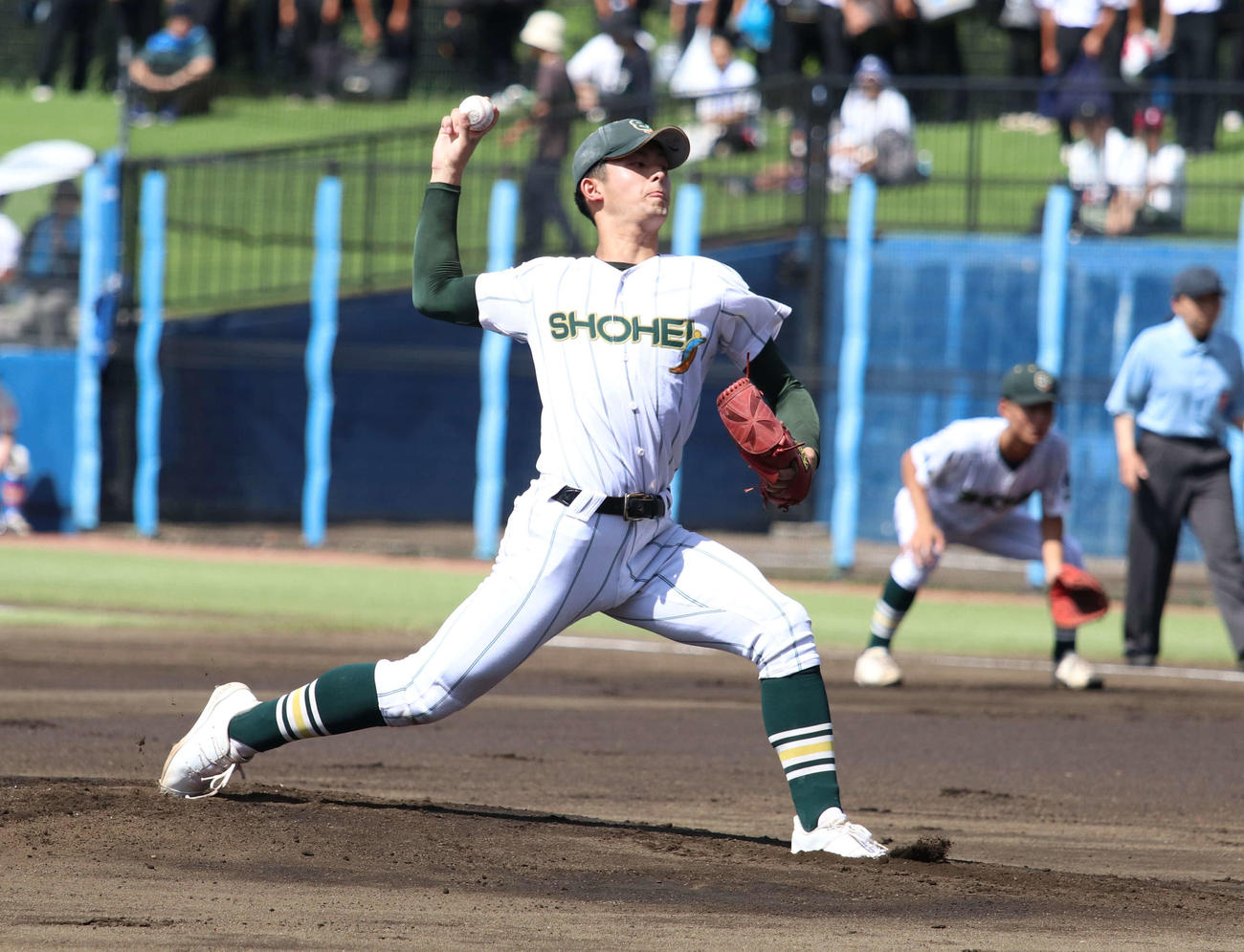 花咲徳栄対昌平　先発し力投する昌平・窪田（撮影・山本佳央）