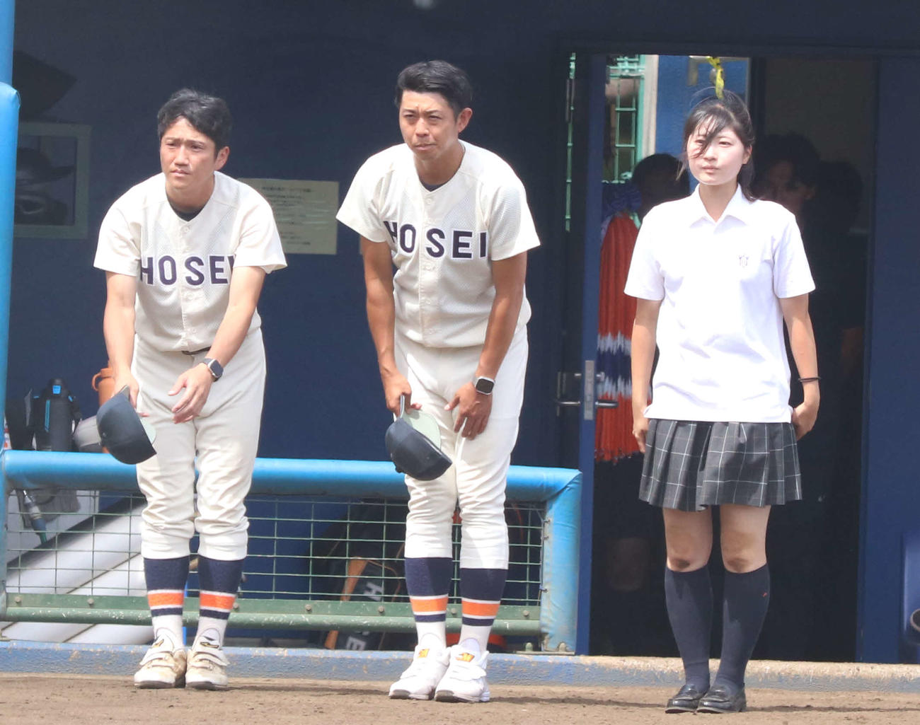 法政対世田谷学園　4回戦敗退に終わった法政・佐相監督（中央）（撮影・泉光太郎）