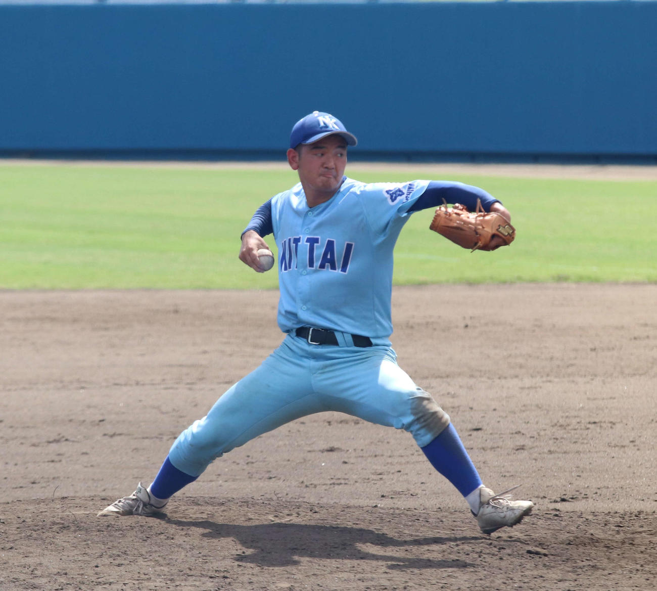 日体大柏対翔凜　2番手で登板し力投する日体大柏・角田（撮影・北村健龍）