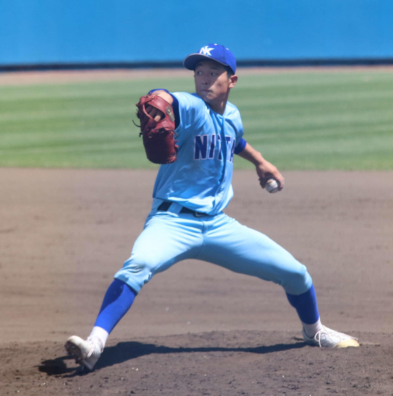 日体大柏対翔凜　先発し力投する日体大柏・中山（撮影・北村健龍）