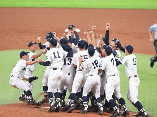夏の甲子園2016 作新学院(栃木) 対 北海(南北海道)第98回 高校野球 高校野球2016夏】夏の甲子園、優勝は作新学院…54年ぶりの頂点へ | リセマム