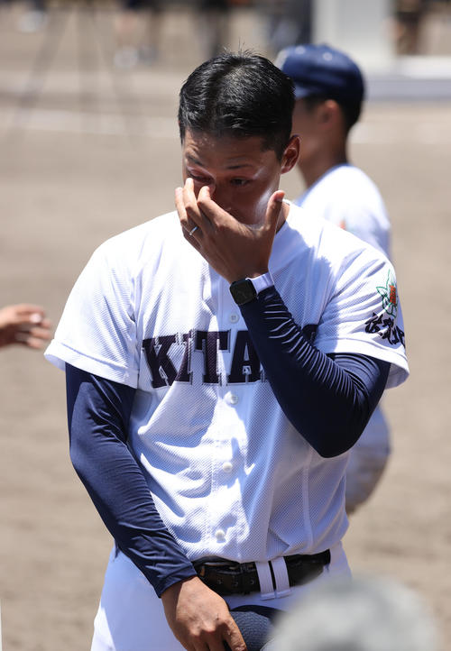 高校野球】07年全国制覇の佐賀北が北陵との大一番を制し6年ぶり6度目