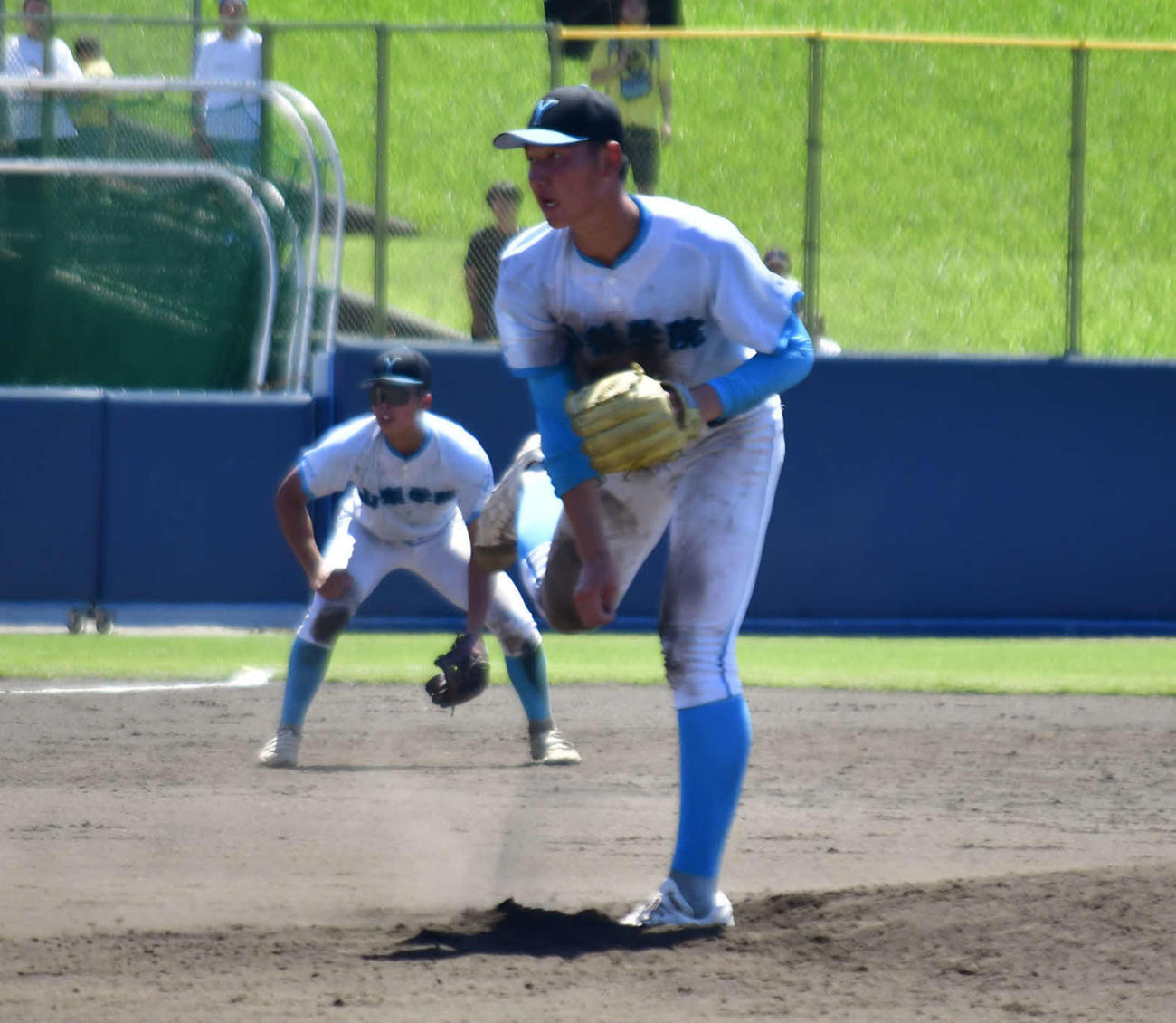 準決勝の甲府工戦で7点リードの9回から今大会初登板した山梨学院の菰田（撮影・平山連）