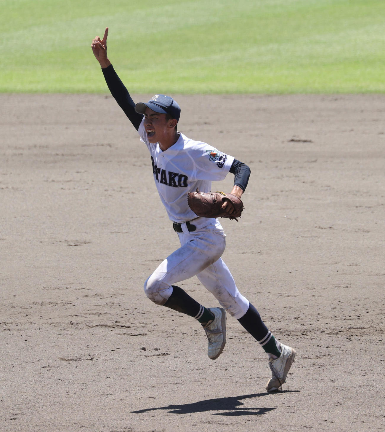 佐賀北対北陵　完封勝利を飾った佐賀北稲富（撮影・梅根麻紀）