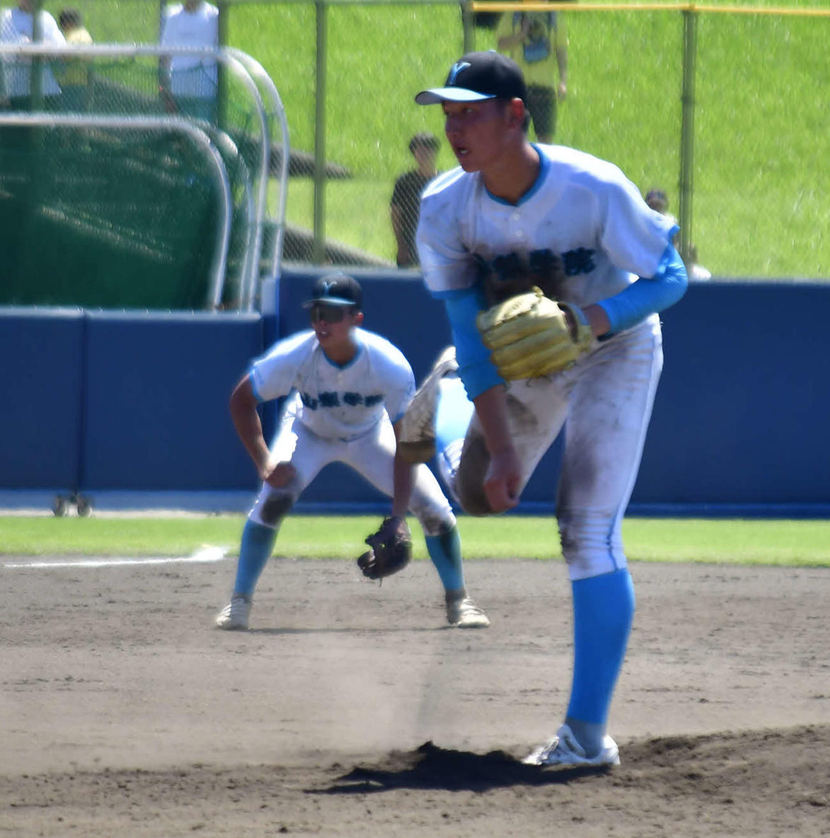 準決勝の甲府工戦で7点リードの9回から今大会初登板した山梨学院の菰田（撮影・平山連）