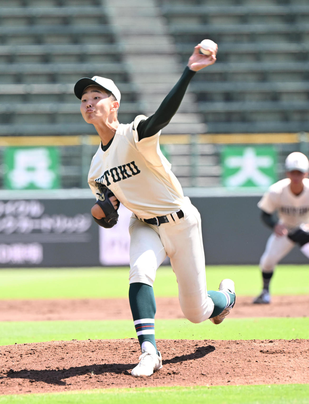 夢野台対報徳学園　先発する報徳学園・沢田（撮影・和賀正仁）