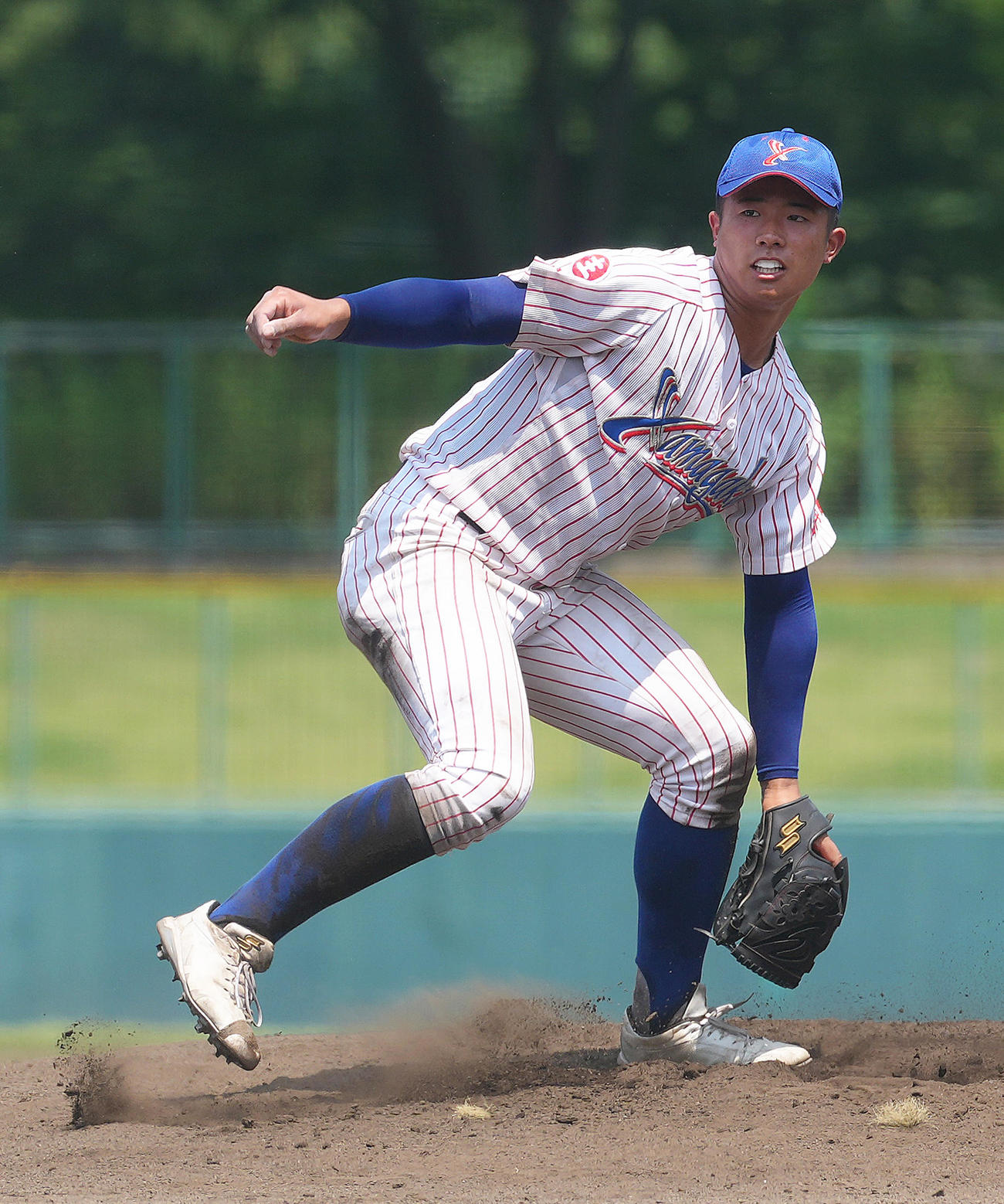 山村学園対西武台　山村学園先発の横田（撮影・足立雅史）