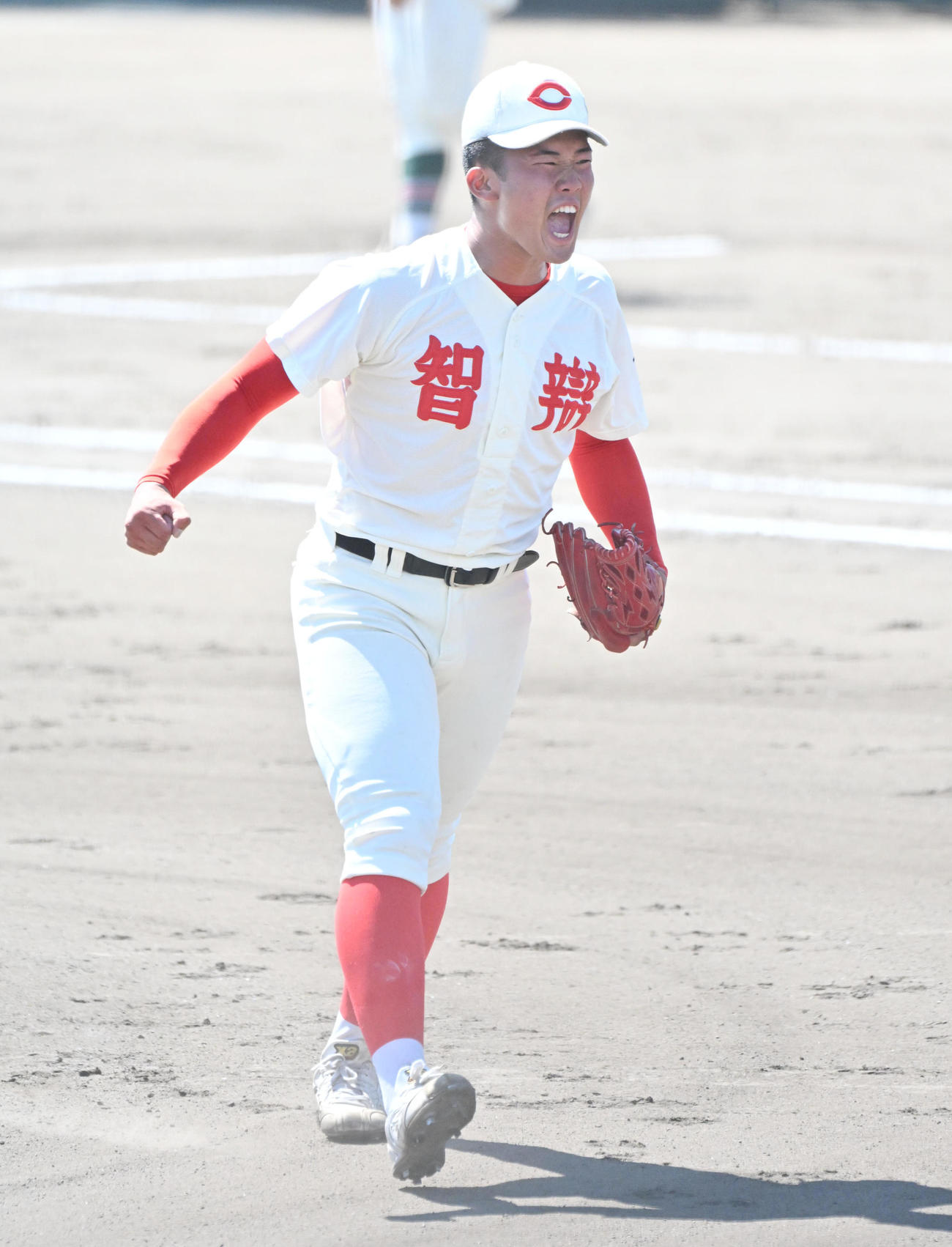 智弁和歌山対市和歌山　7回裏市和歌山2死満塁　川辺謙信を右飛に抑え雄たけびをあげる智弁和歌山・渡辺颯人（撮影・石井愛子）