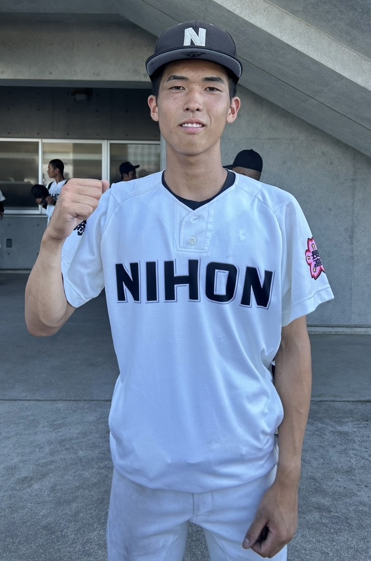 長崎商対長崎日大　逆転適時打を放ち、チームの勝利に貢献した長崎日大・長船（撮影・佐藤究）