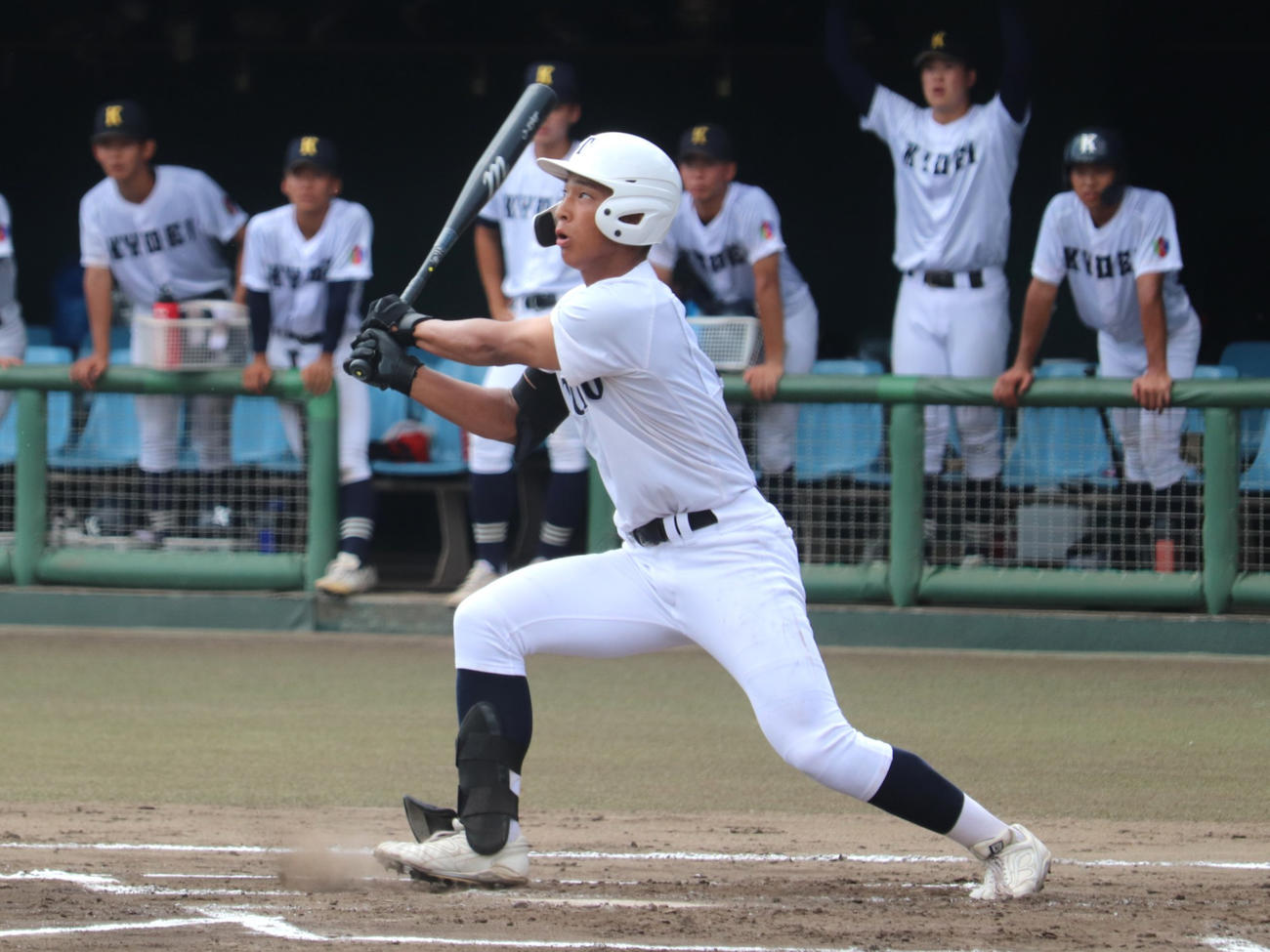 愛知大会準々決勝　享栄対東邦　1回2死に中飛に打ち取られた、東邦の「3番中堅」主将・朝倉（撮影・中島麗）