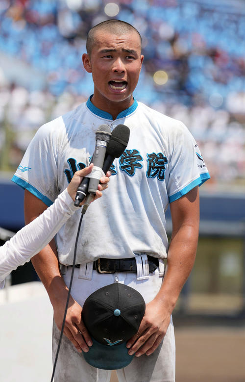 山梨学院、鮮やか併殺にダイビング 終盤の美技で3年ぶり夏切符「1