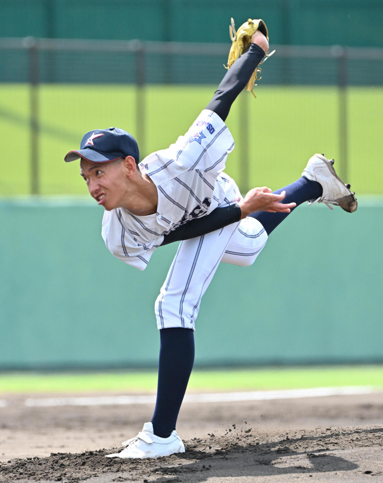 大阪偕星対大阪桐蔭　大阪偕星先発の橋本一輝（撮影・石井愛子）
