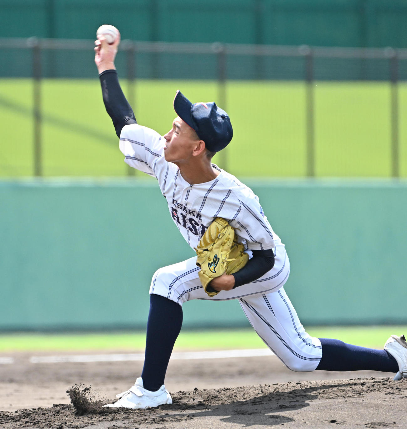 大阪偕星対大阪桐蔭　大阪偕星先発の橋本一輝（撮影・石井愛子）