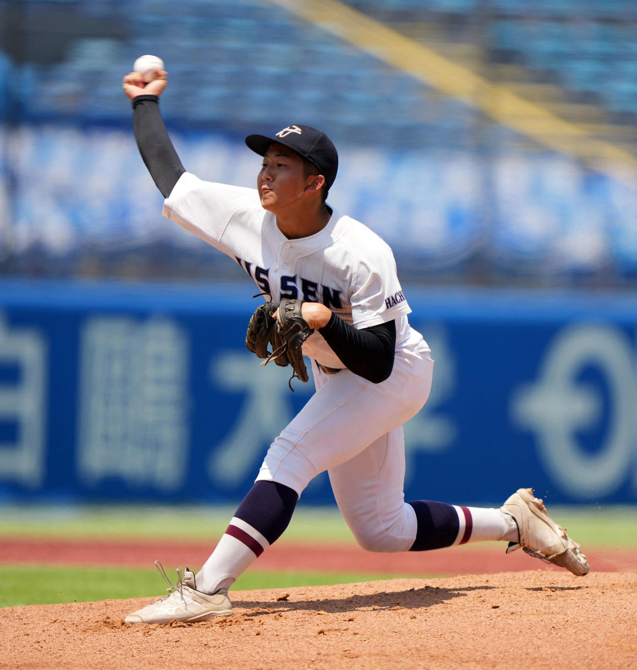八王子実践対日大三　力投する八王子実践先発の常谷（撮影・小島史椰）