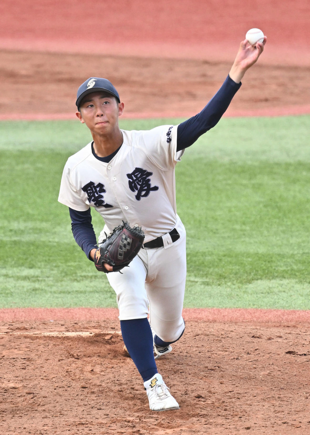 弘前学院聖愛対八戸学院光星　弘前学院聖愛先発の芹川（撮影・滝沢徹郎）