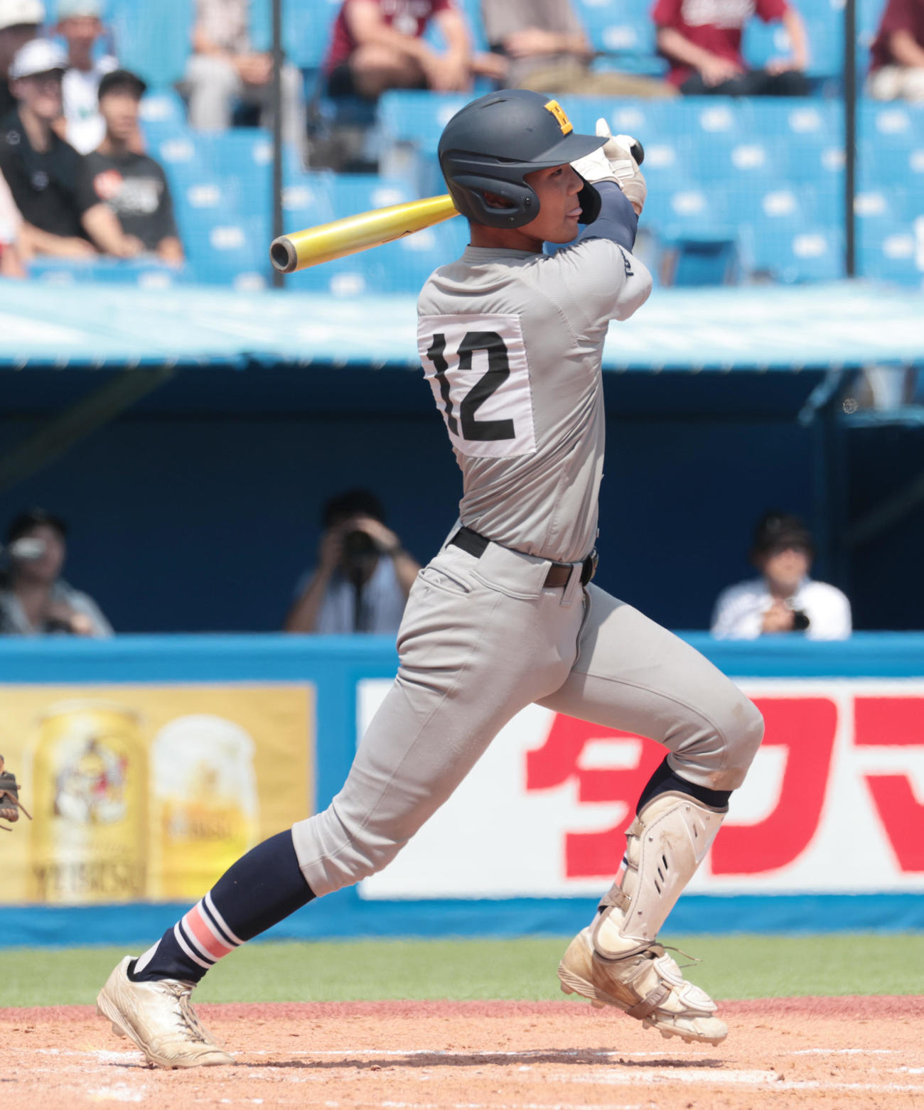 八王子学園八王子対早大学院　3回表八王子学園八王子2死満塁、田中は右前に適時打を放つ（撮影・柴田隆二）