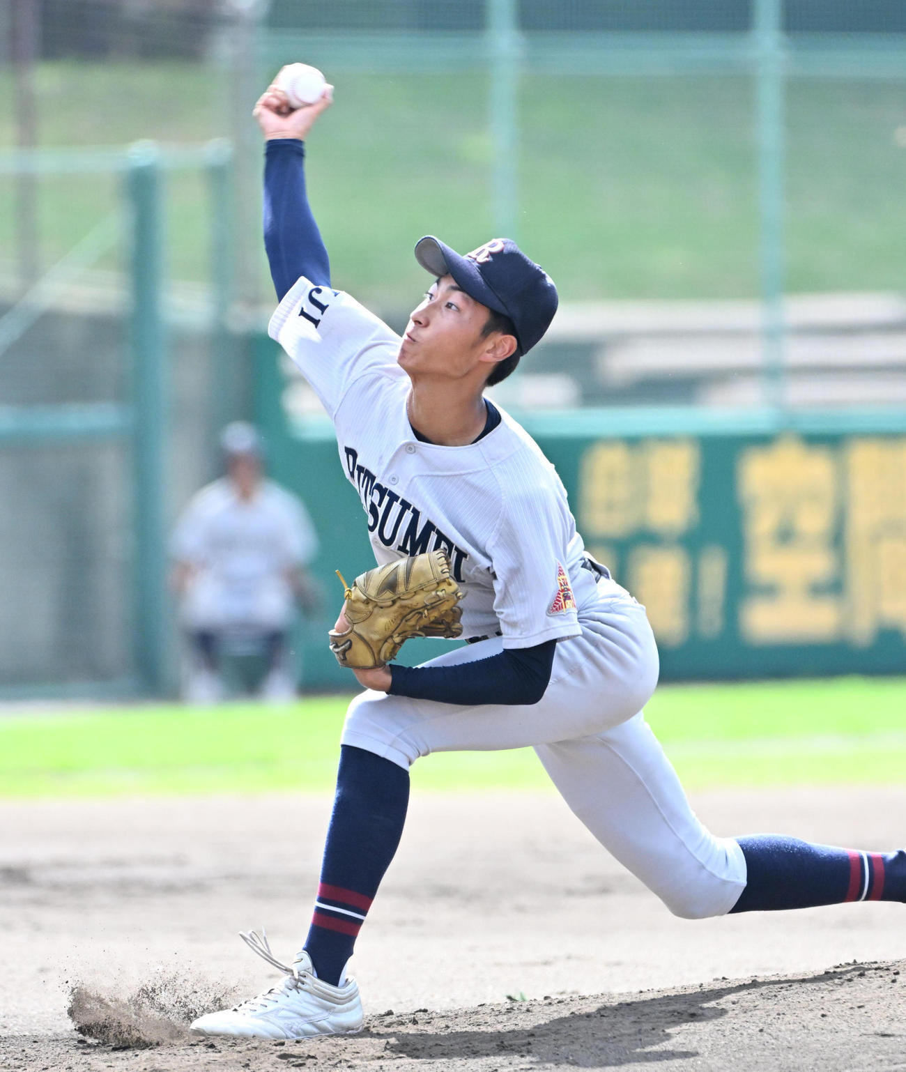 立命館宇治対京都国際　立命館宇治先発の柴田淳之介（撮影・石井愛子）