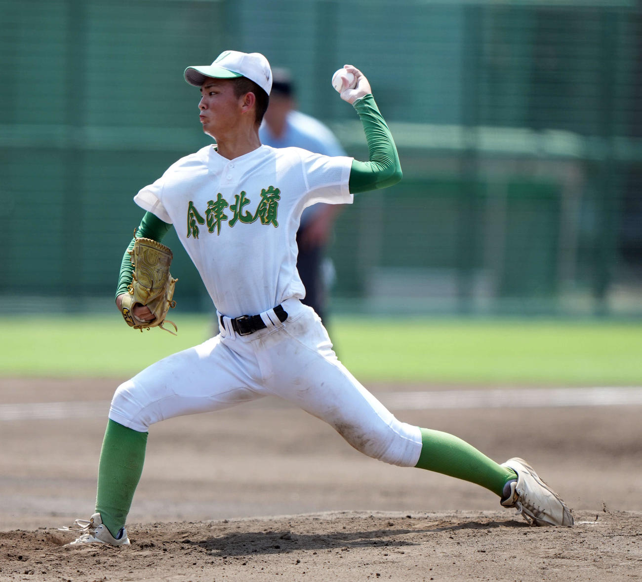 会津北嶺対聖光学院　力投する会津北嶺先発の関根（撮影・小島史椰）