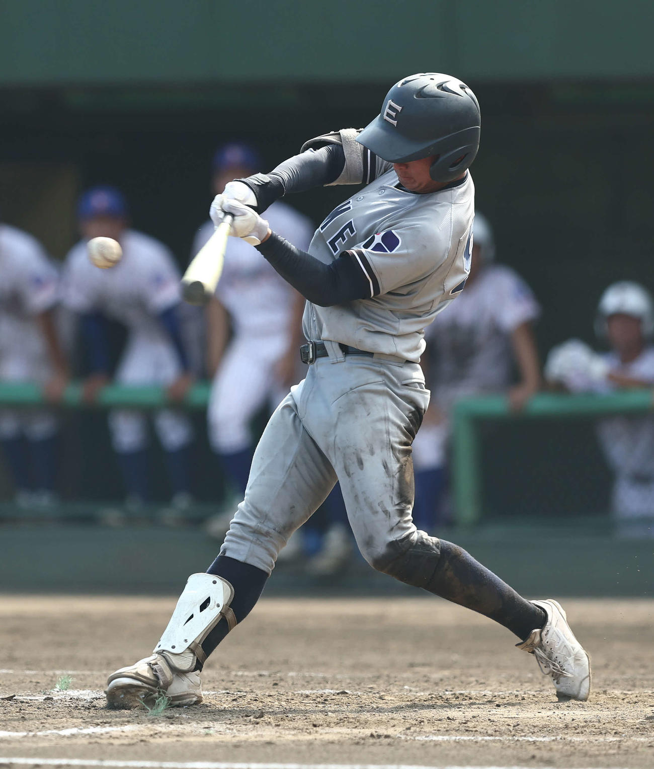 叡明対山村学園　延長11回表2死三塁、右前適時打を放つ笘（撮影・河田真司）