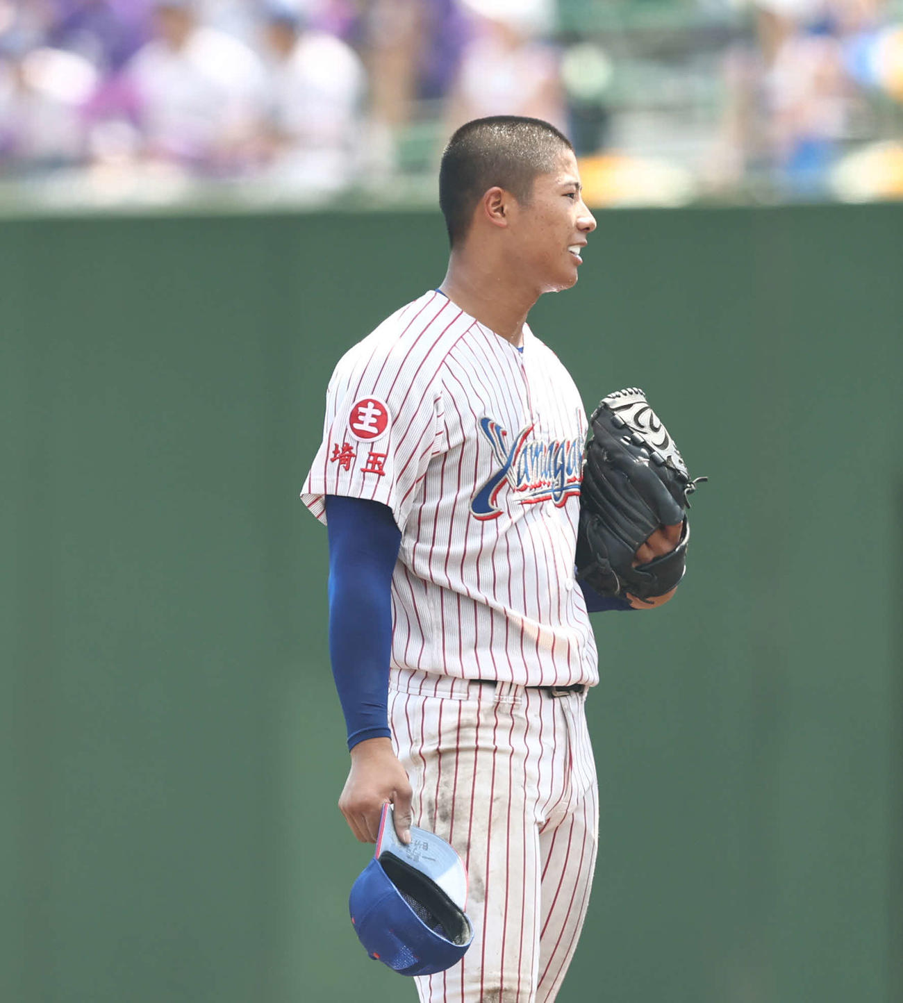 叡明対山村学園　6回表叡明2死一、二塁、青木に右越え3点本塁打を浴びる山村学園・横田（撮影・河田真司）