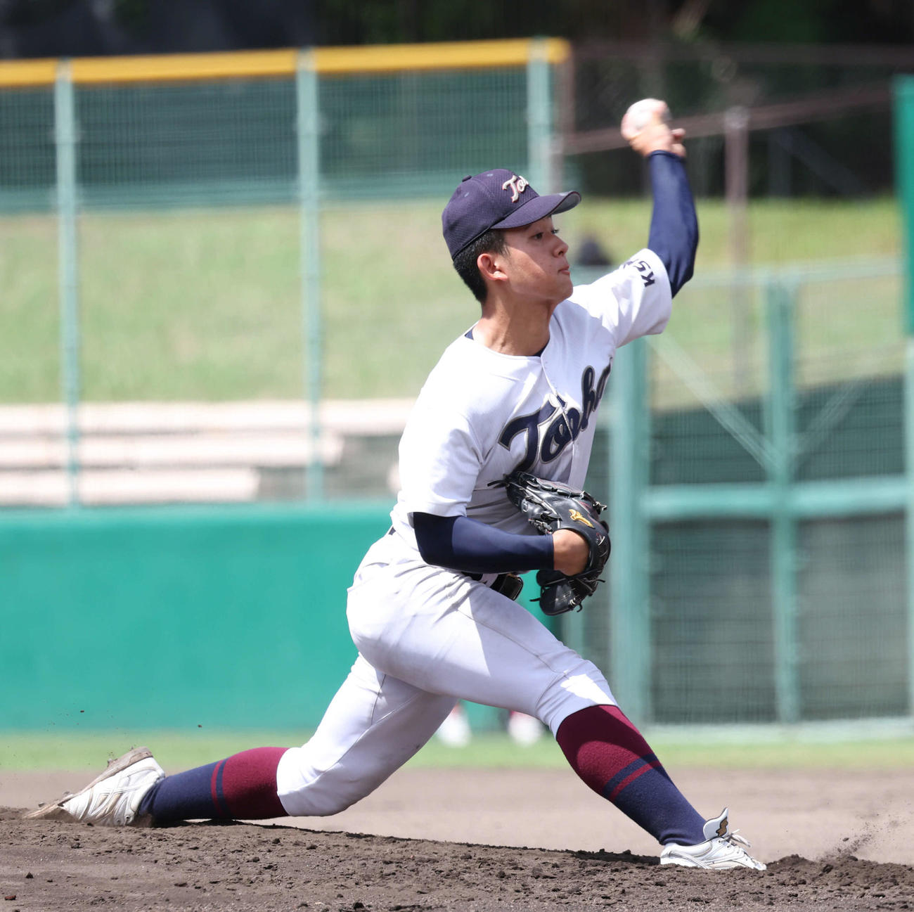 京都国際対鳥羽　鳥羽先発の山下（撮影・西尾就之）