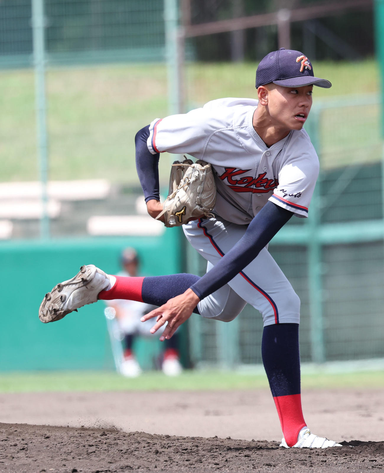京都国際対鳥羽　3失点ながら5安打12奪三振で完投した京都国際の西村（撮影・西尾就之）