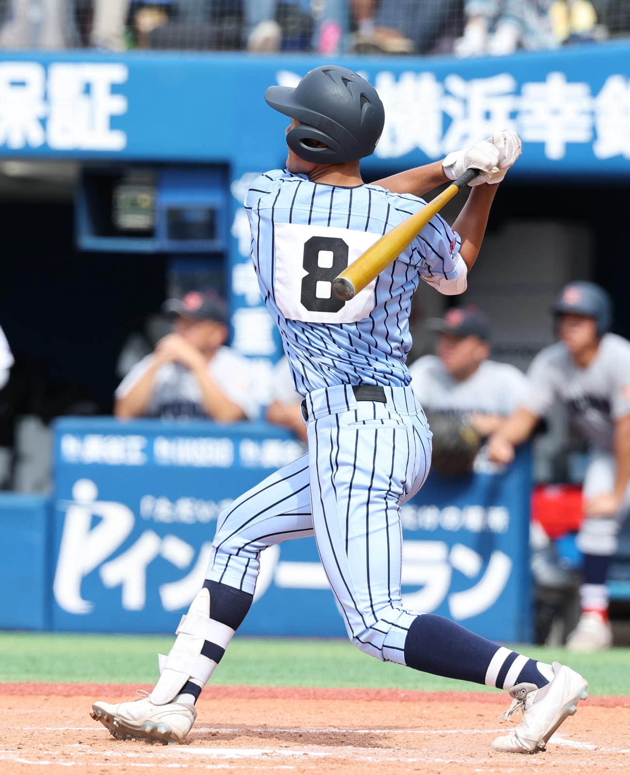 横浜対東海大相模　3回裏東海大相模1死一、二塁、右越え先制3点本塁打を放つ中村（撮影・野上伸悟）