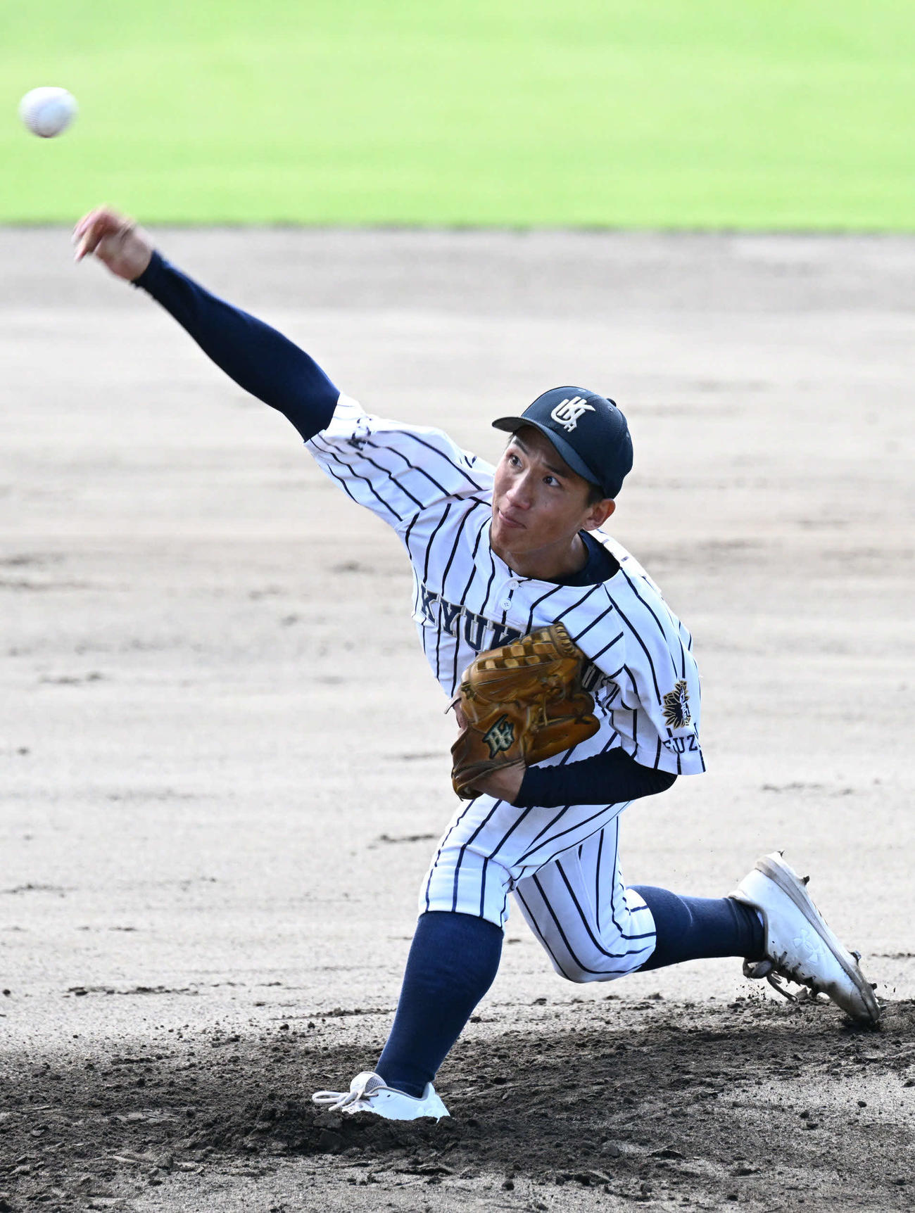 九州国際大付対西日本短大付　九州国際大付先発の山田（撮影・林敢治）