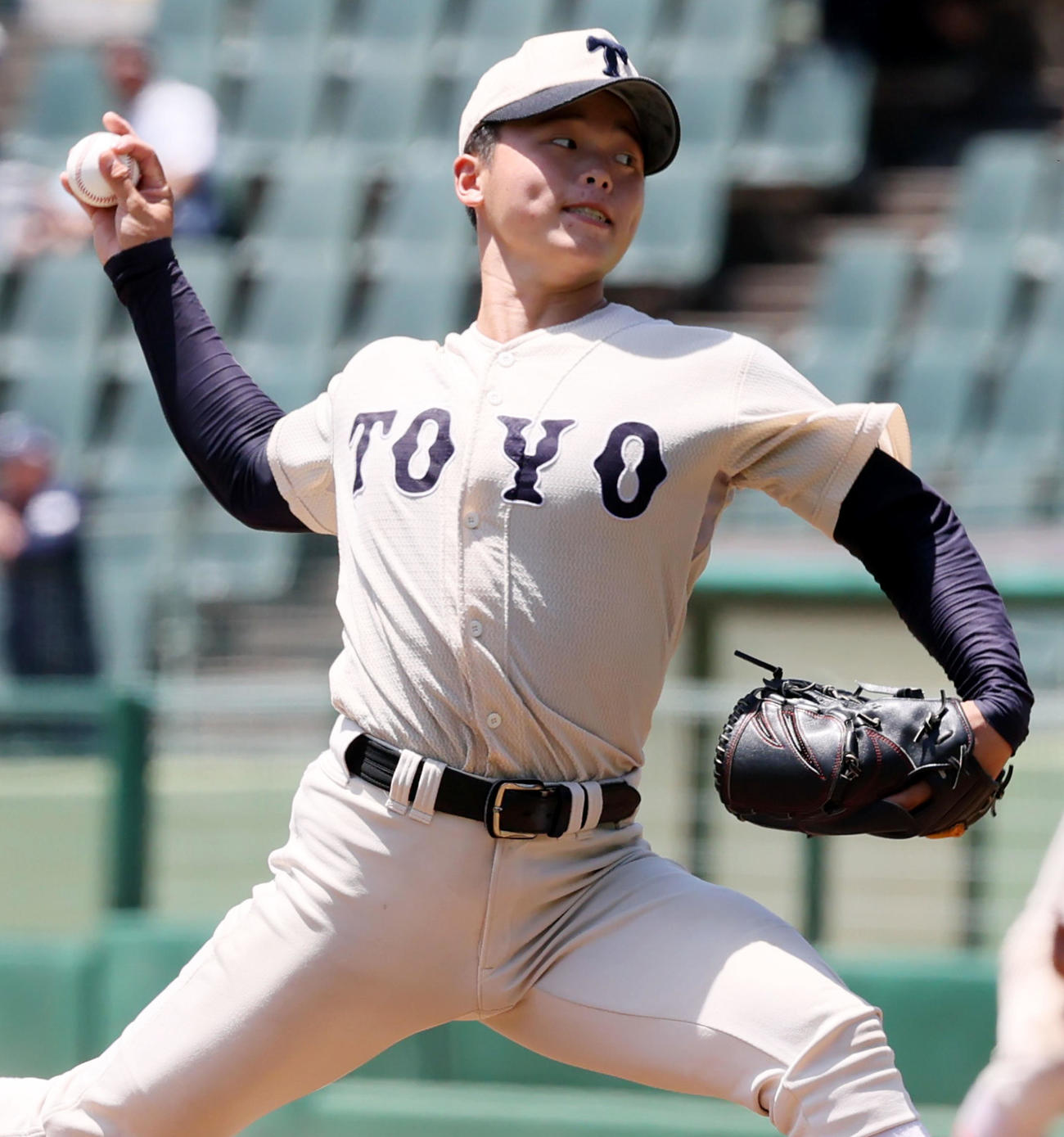 東洋大姫路対報徳学園　報徳学園戦に先発した東洋大姫路の木下（撮影・加藤哉）