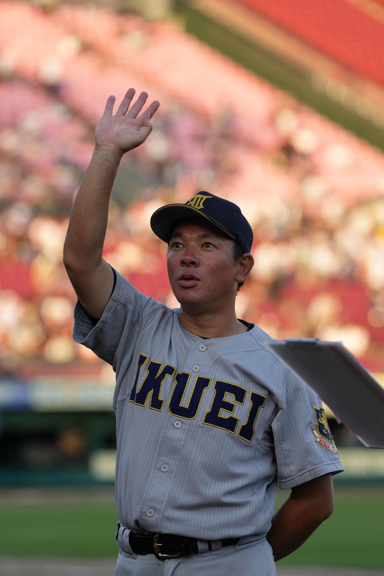 仙台育英対東北学院榴ケ岡　甲子園出場を決めた仙台育英・須江航監督（撮影・井上学）
