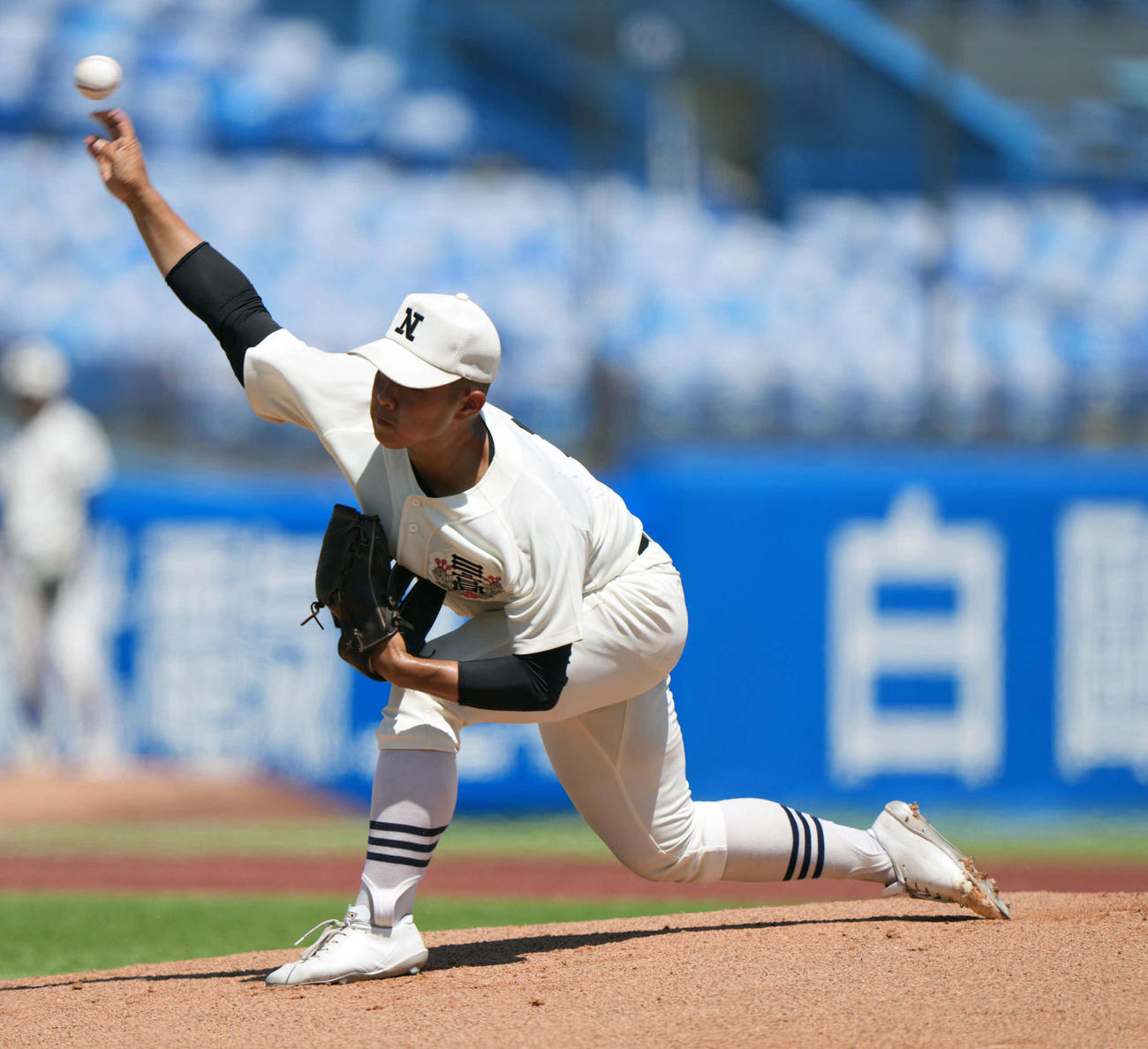 東海大菅生対日大三　力投する日大三先発の近藤（撮影・小島史椰）
